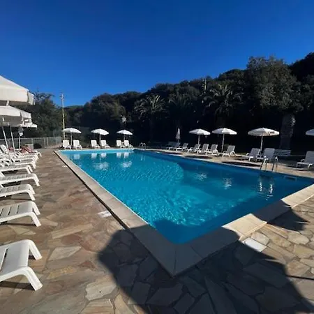 Elysia * Capoliveri (Isola d'Elba)