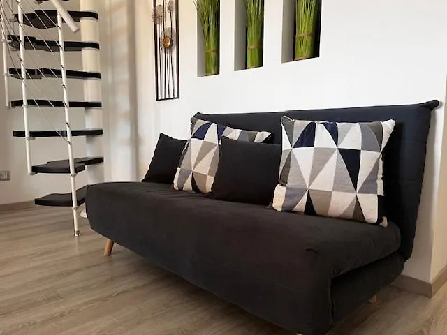 Elysia アパート カポリーヴェリ