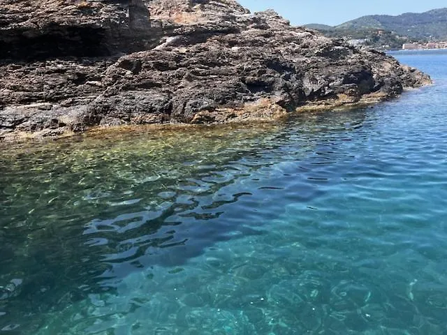 Elysia アパート カポリーヴェリ