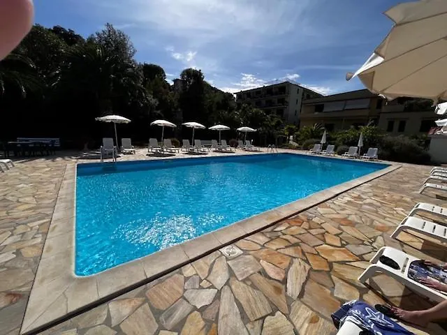 Elysia アパート *